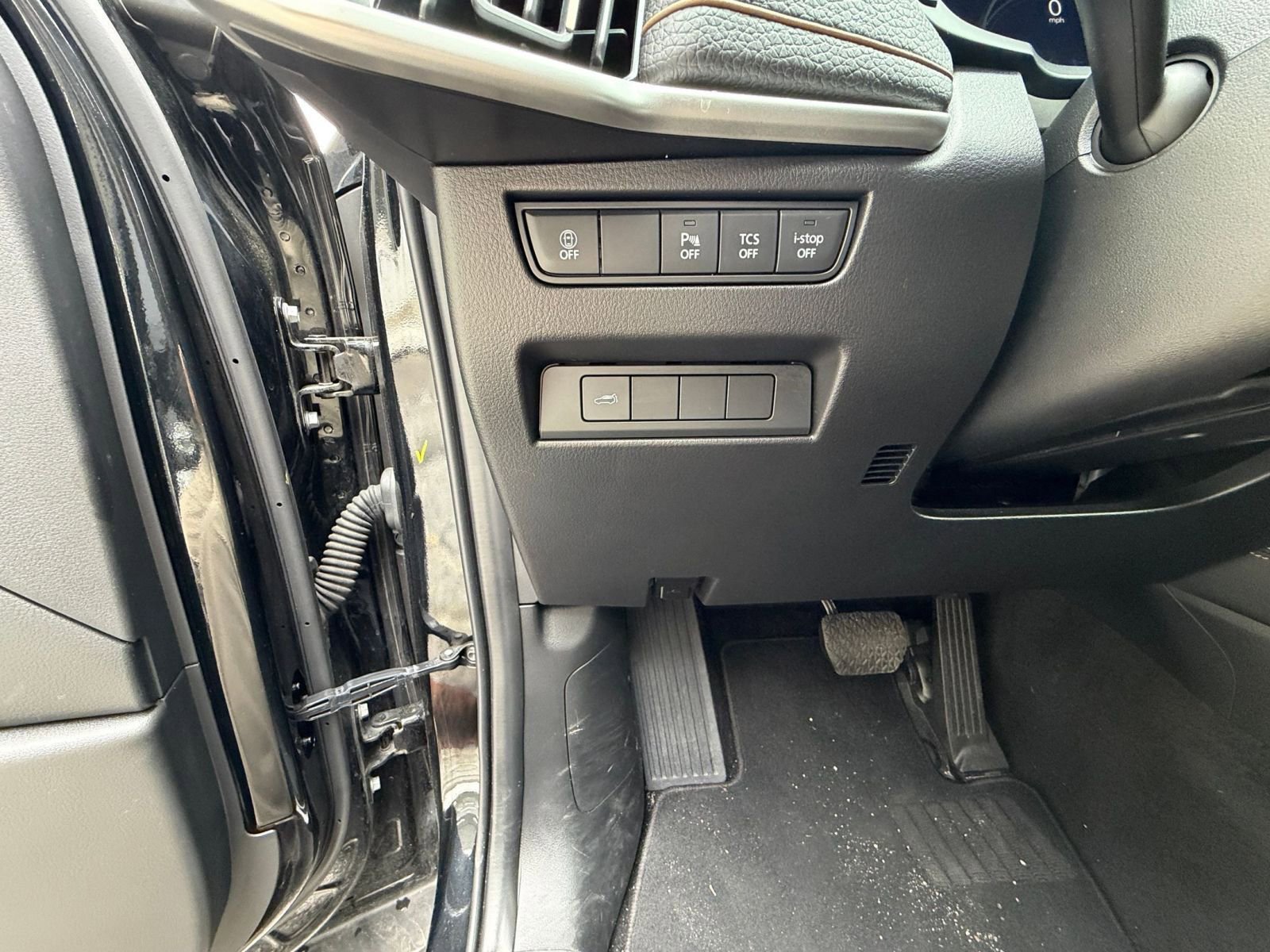 Used 2025 MAZDA CX-90 3.3 Turbo w/ Preferred Package AWD/4WD image 24