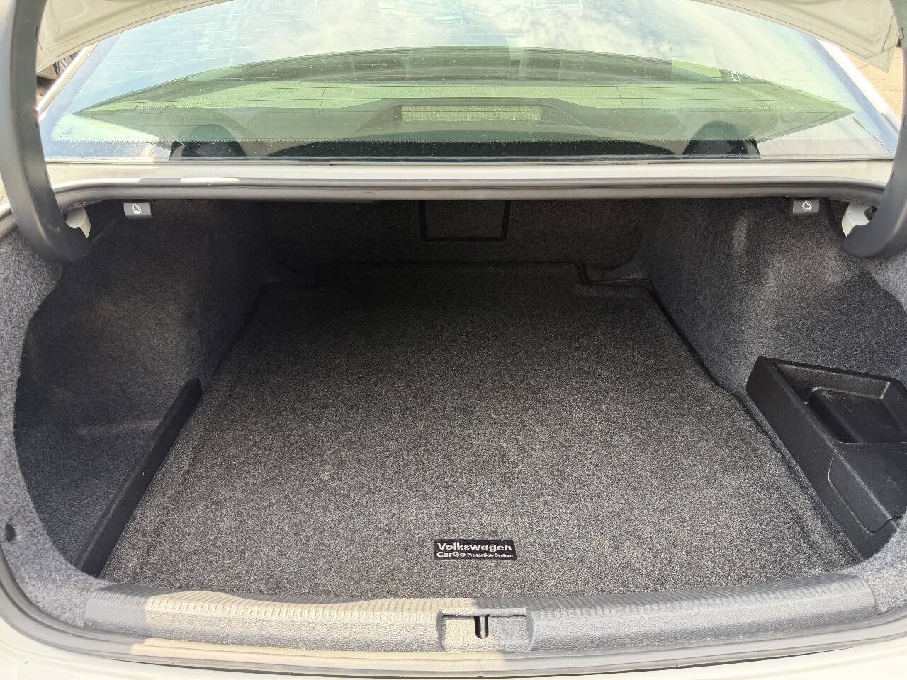 Used 2013 Volkswagen Passat TDI SEL Premium FWD image 21
