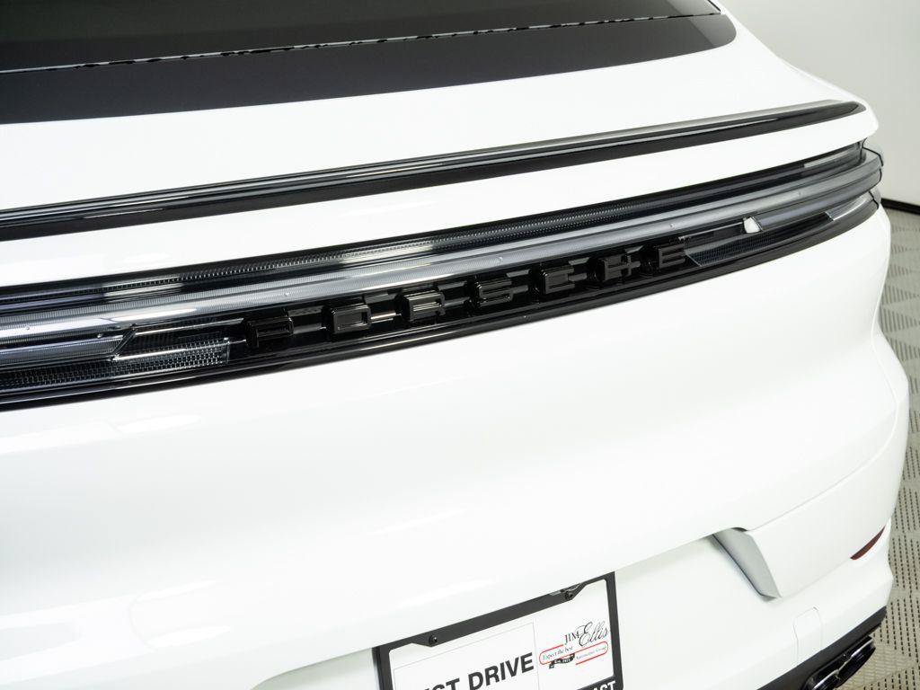New 2026 Porsche Cayenne Coupe AWD/4WD image 37