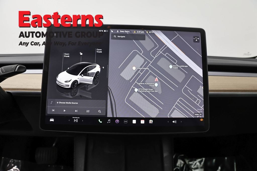 Used 2023 Tesla Model 3 Standard Range image 12