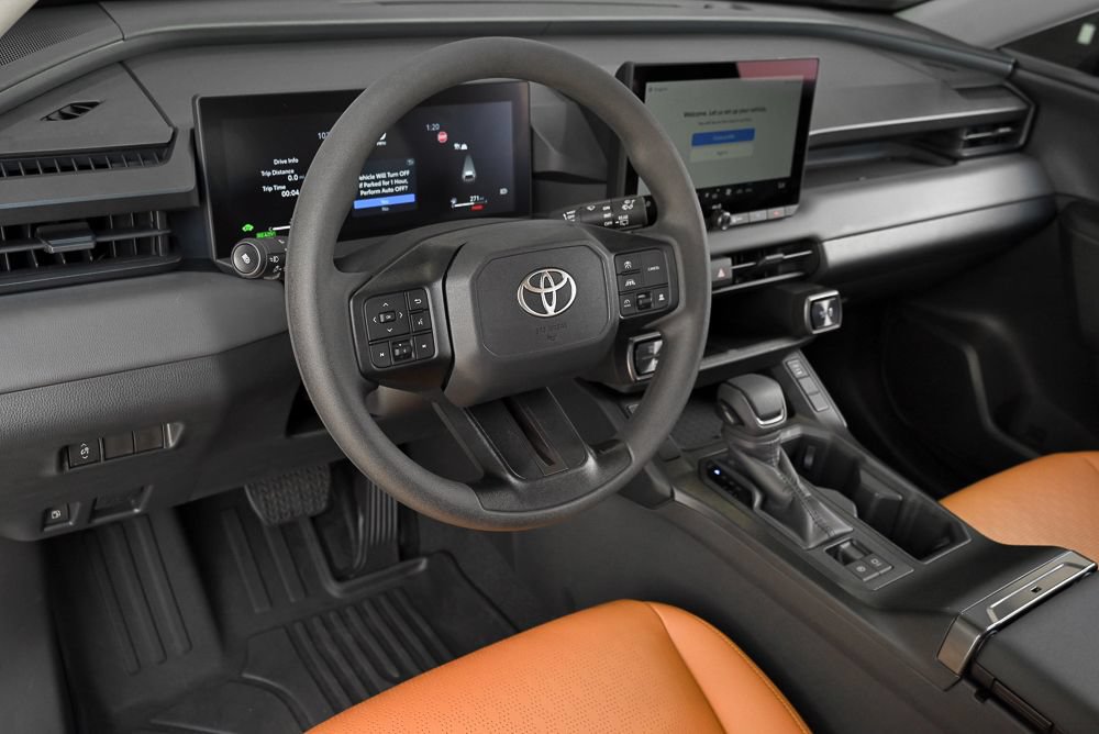 Used 2026 Toyota RAV4 LE FWD image 12