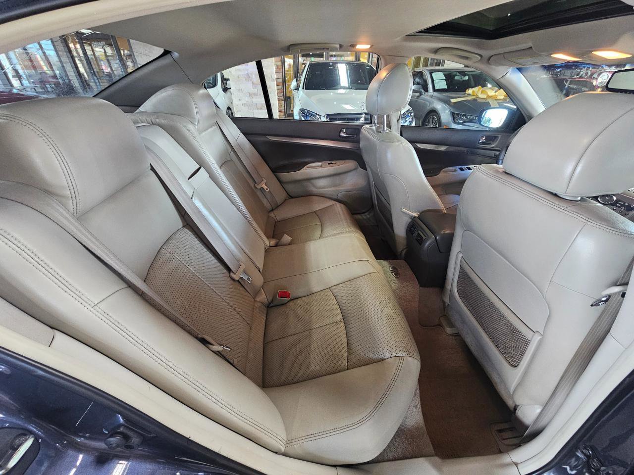 Used 2010 INFINITI G37 Journey w/ Premium Pkg image 15