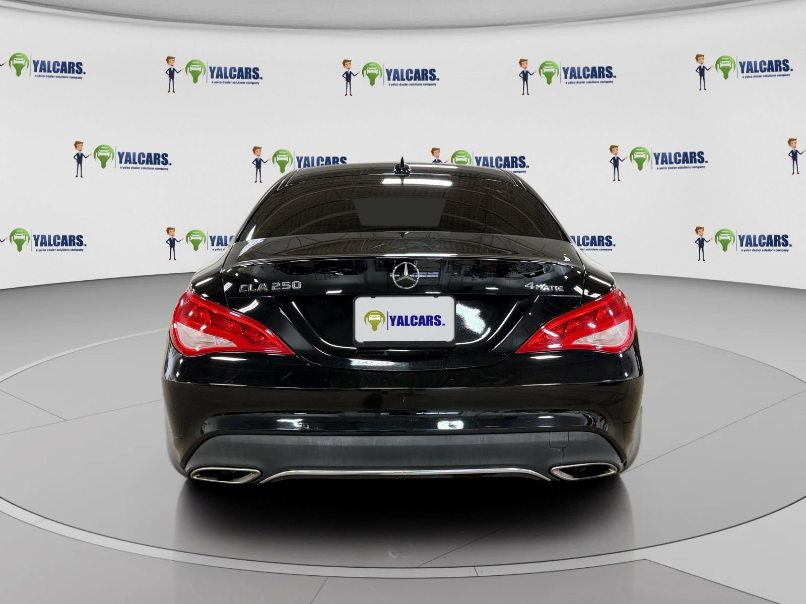 Used 2018 Mercedes-Benz CLA 250 4MATIC image 4