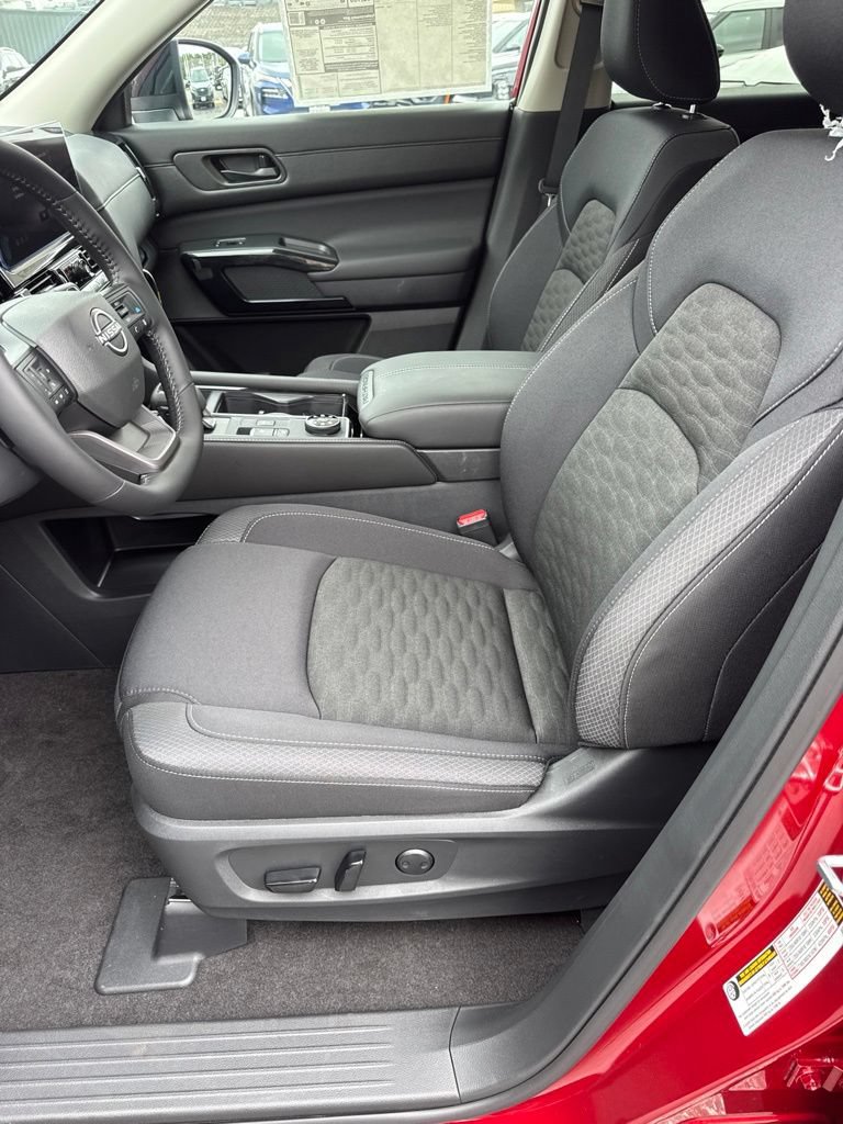 New 2026 Nissan Pathfinder SV AWD/4WD image 9