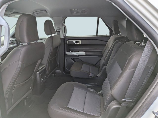 Used 2023 Ford Explorer XLT RWD image 13