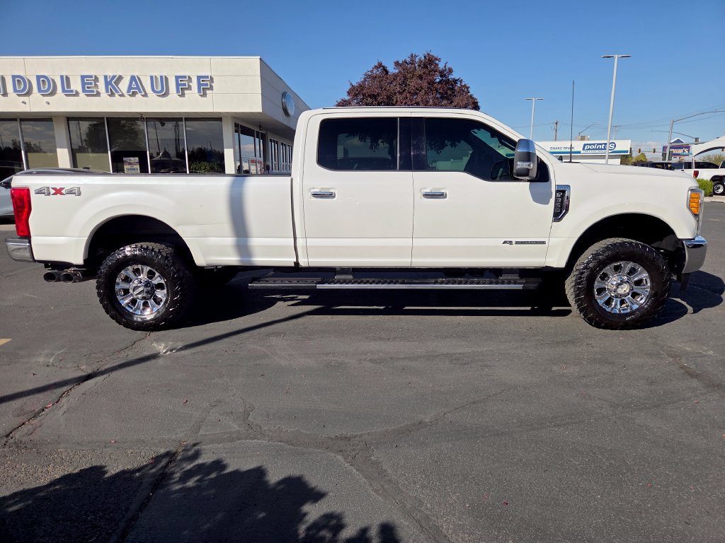 Used 2017 Ford F350 Lariat w/ Chrome Package AWD/4WD image 2