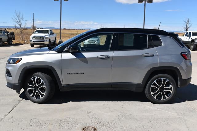 Used 2024 Jeep Compass Limited image 8