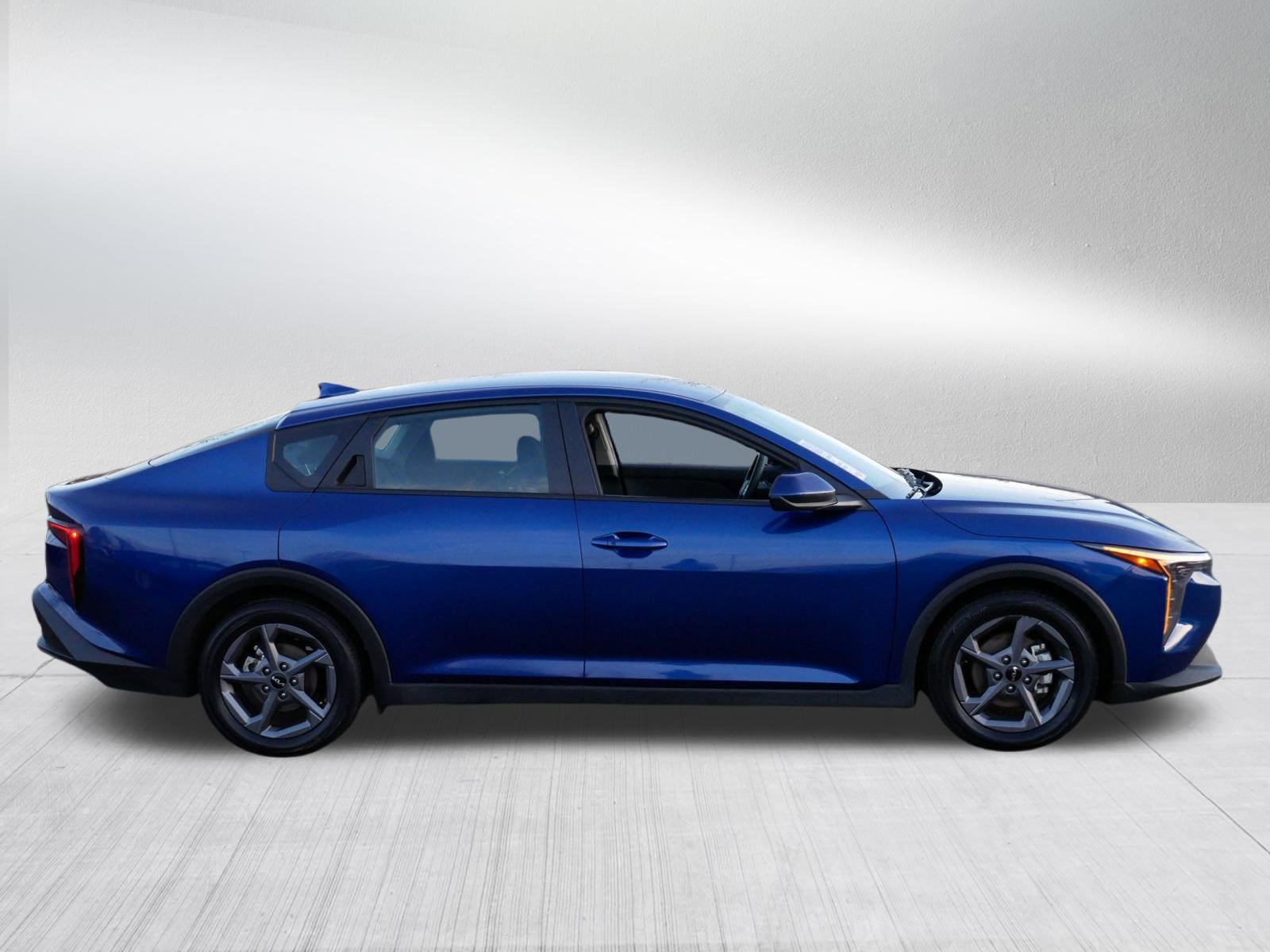 Used 2025 Kia K4 LXS image 8