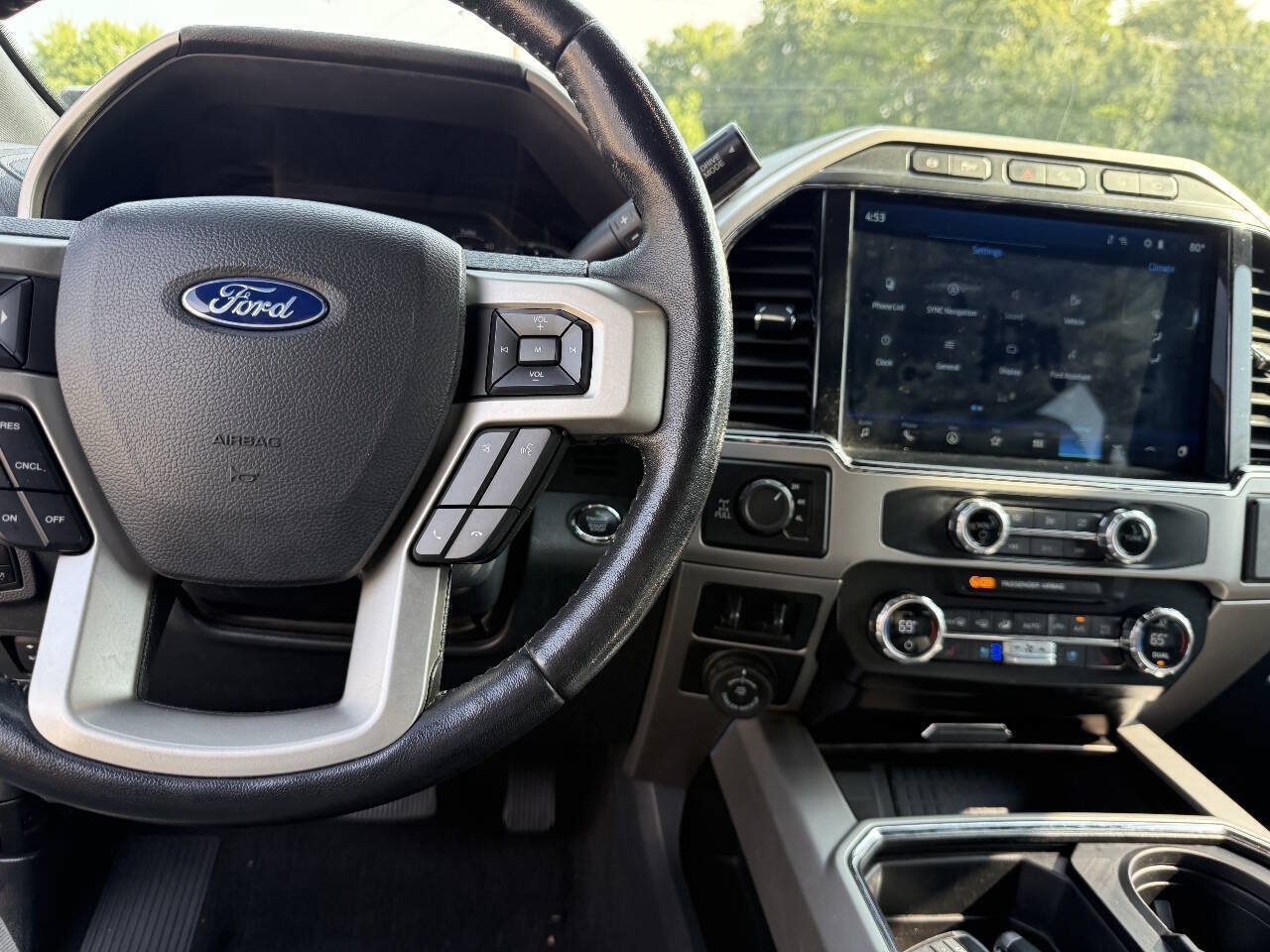 Used 2022 Ford F250 Lariat w/ Tremor Off-Road Package AWD/4WD image 14
