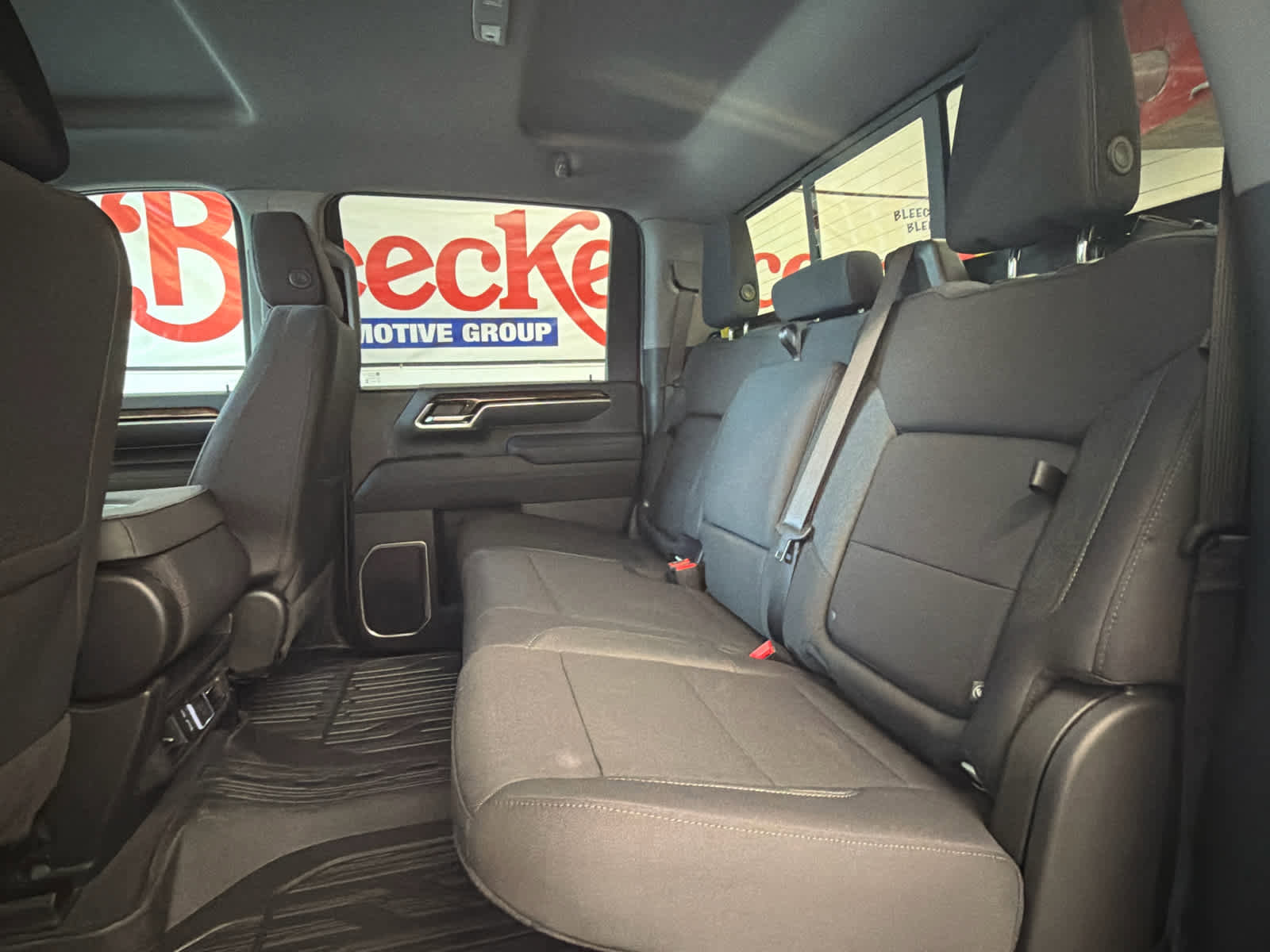 New 2026 GMC Sierra 2500 SLE w/ SLE Value Package; AWD/4WD image 23