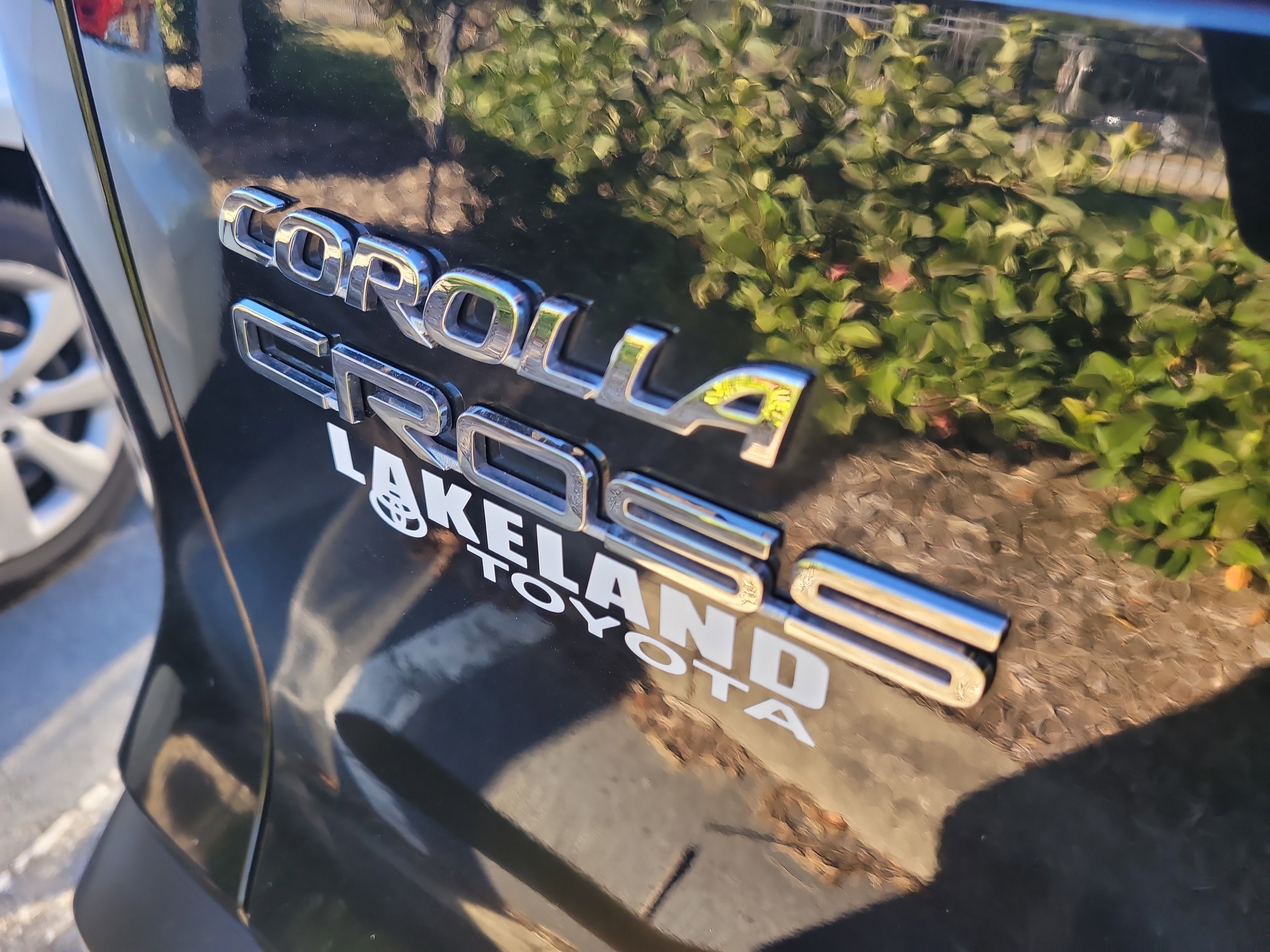 Used 2023 Toyota Corolla Cross LE image 11