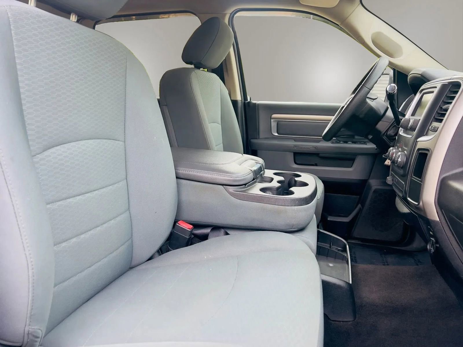 Used 2016 RAM 2500 SLT AWD/4WD image 15
