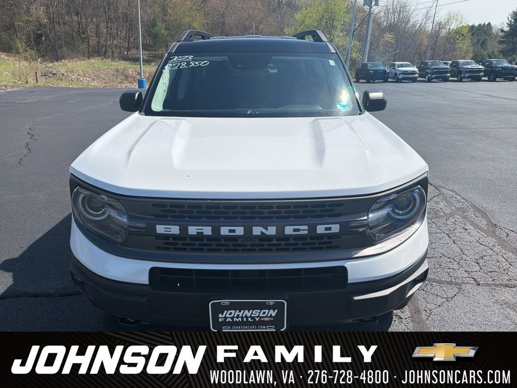 Used 2023 Ford Bronco Sport Badlands image 2