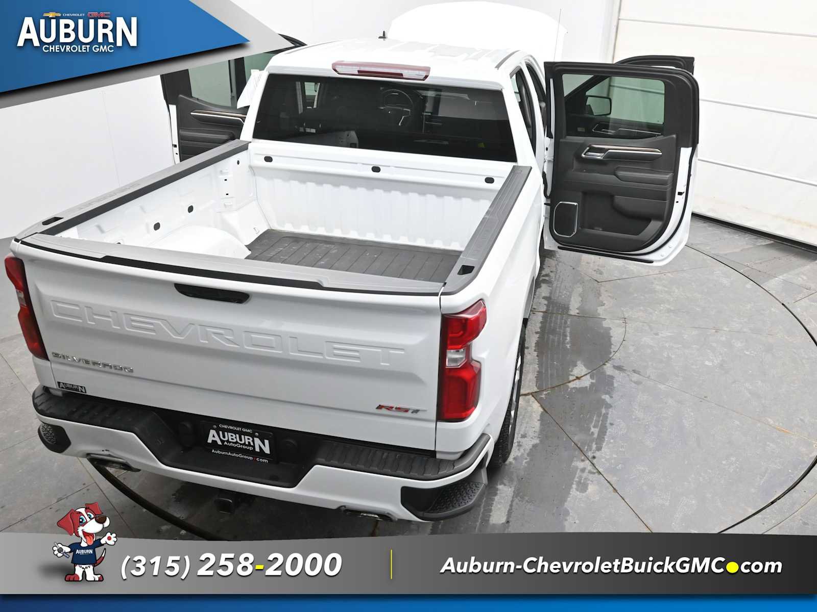 Used 2024 Chevrolet Silverado 1500 RST w/ Z71 Off-Road Package image 37