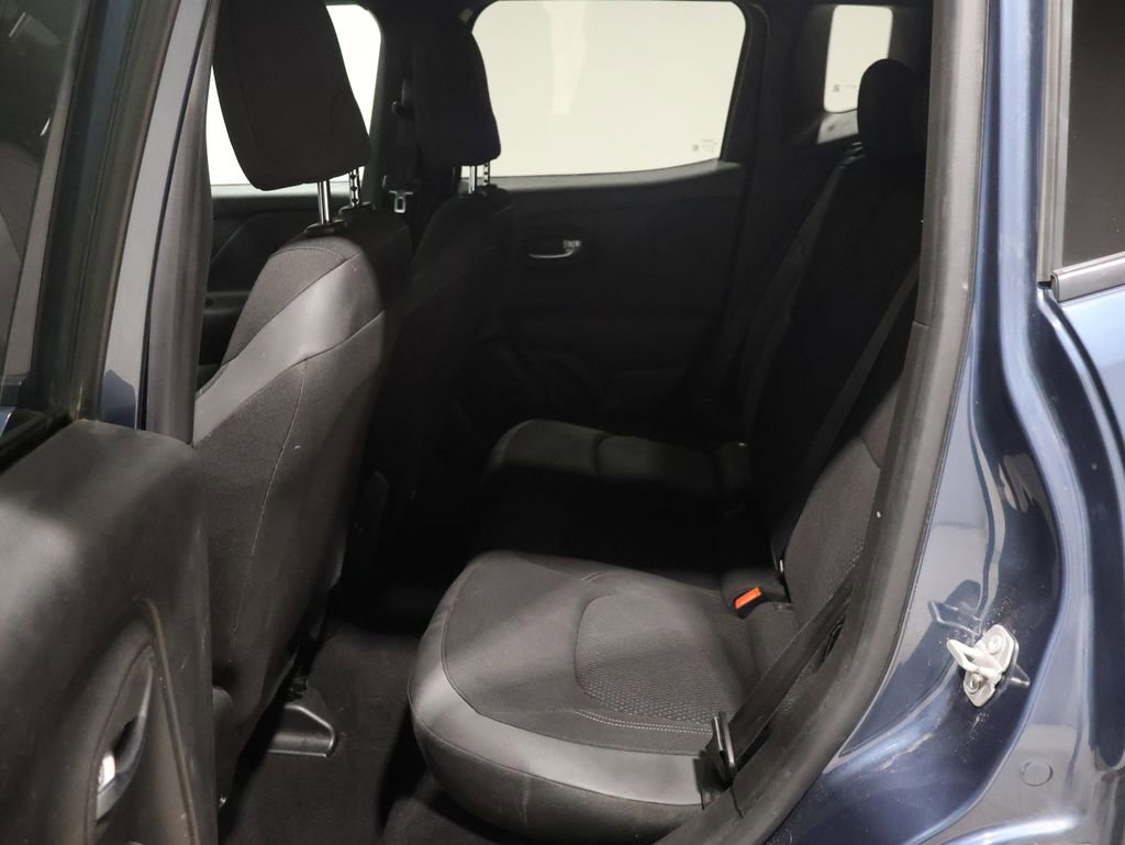 Used 2022 Jeep Renegade Altitude image 19