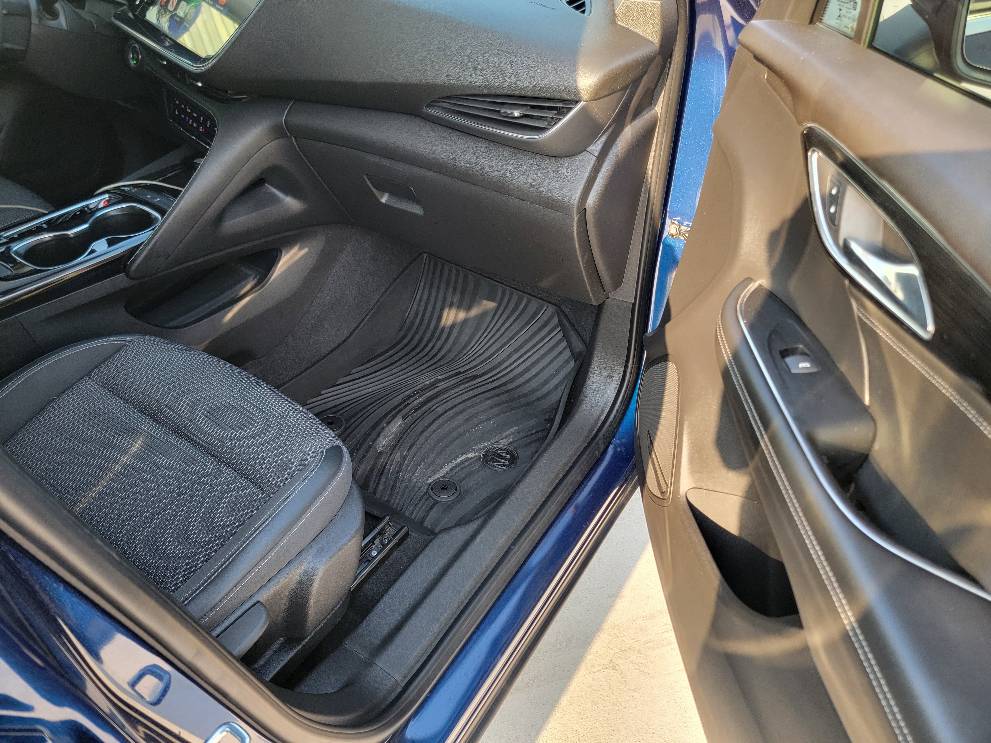 Used 2022 Buick Envision Preferred FWD image 9