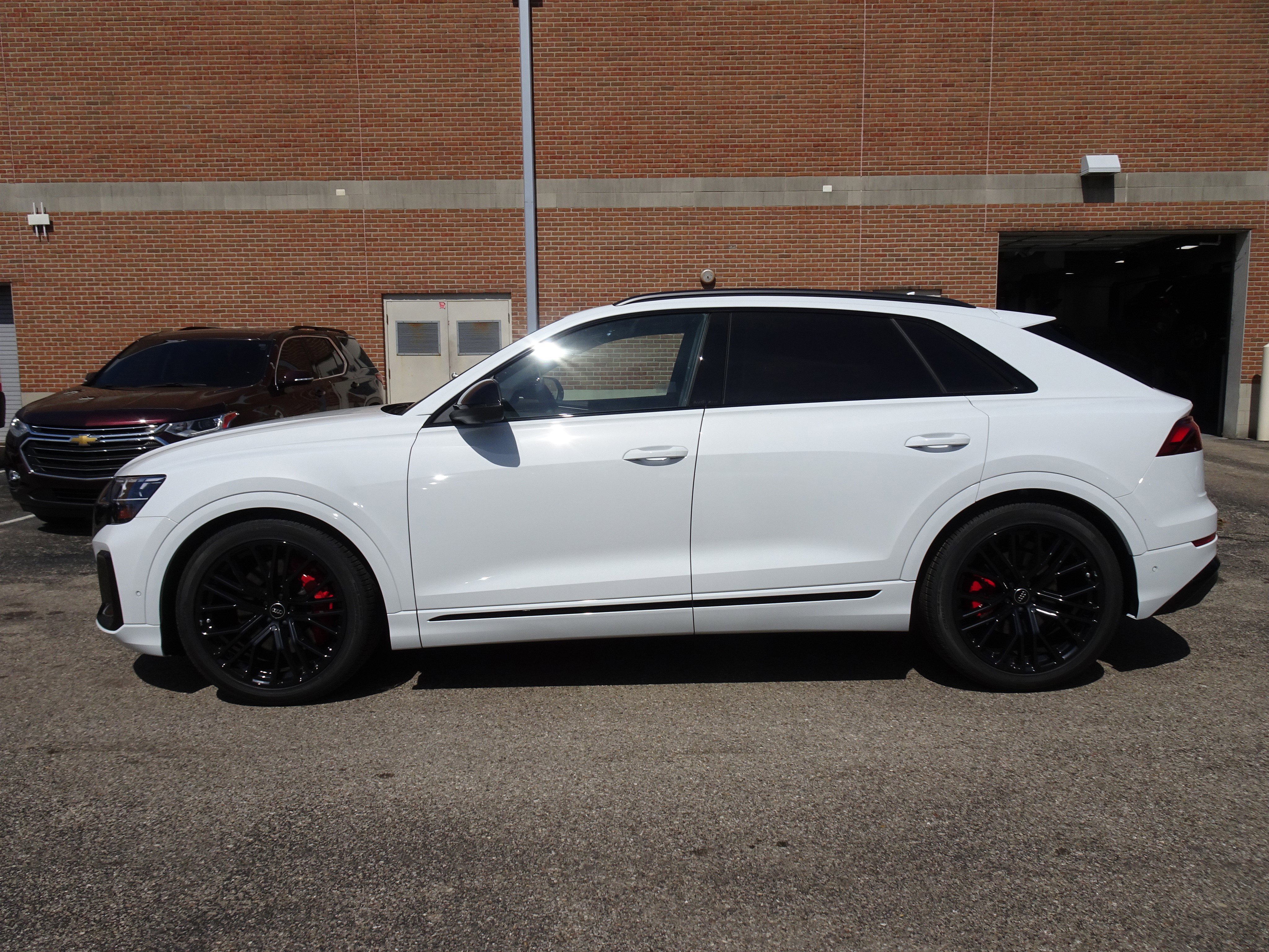 New 2026 Audi SQ8 Prestige image 2