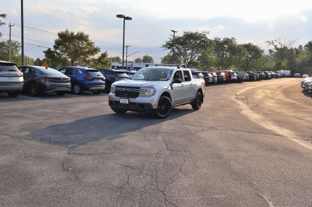 Used 2024 Ford Maverick Lariat w/ FX4 Off-Road Package AWD/4WD image 2