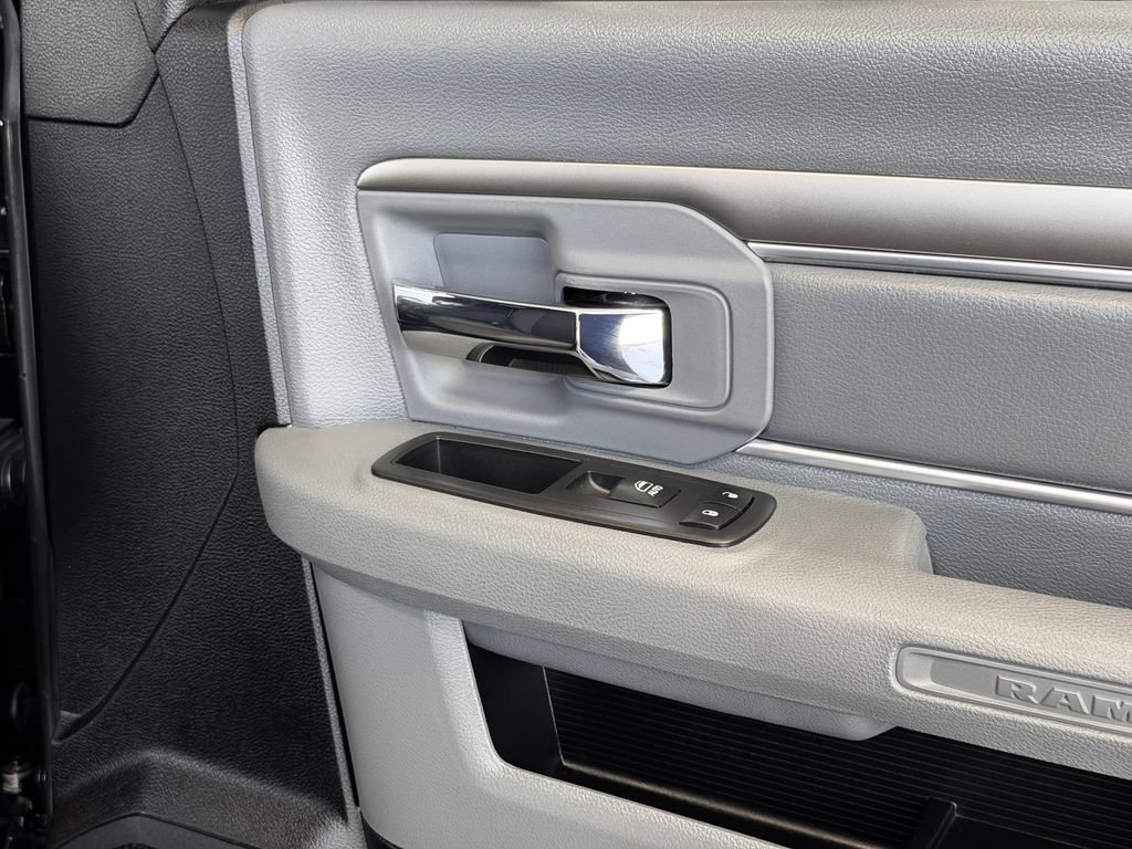 Used 2018 RAM 1500 Big Horn AWD/4WD image 24