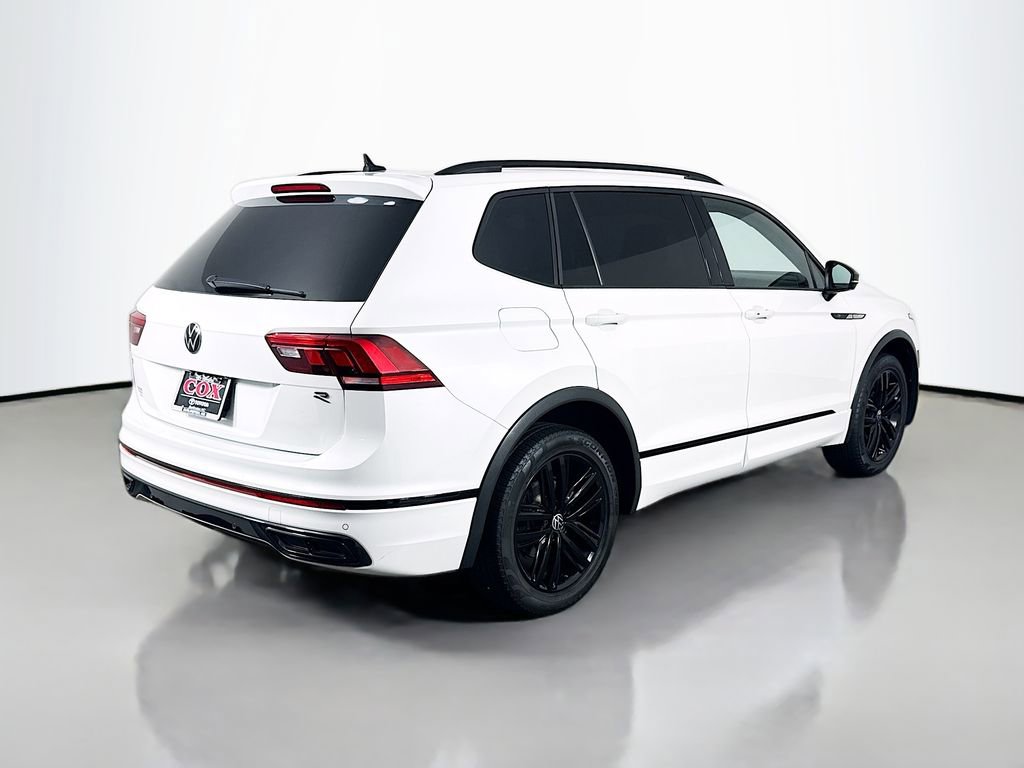 Used 2022 Volkswagen Tiguan SE R-Line image 5