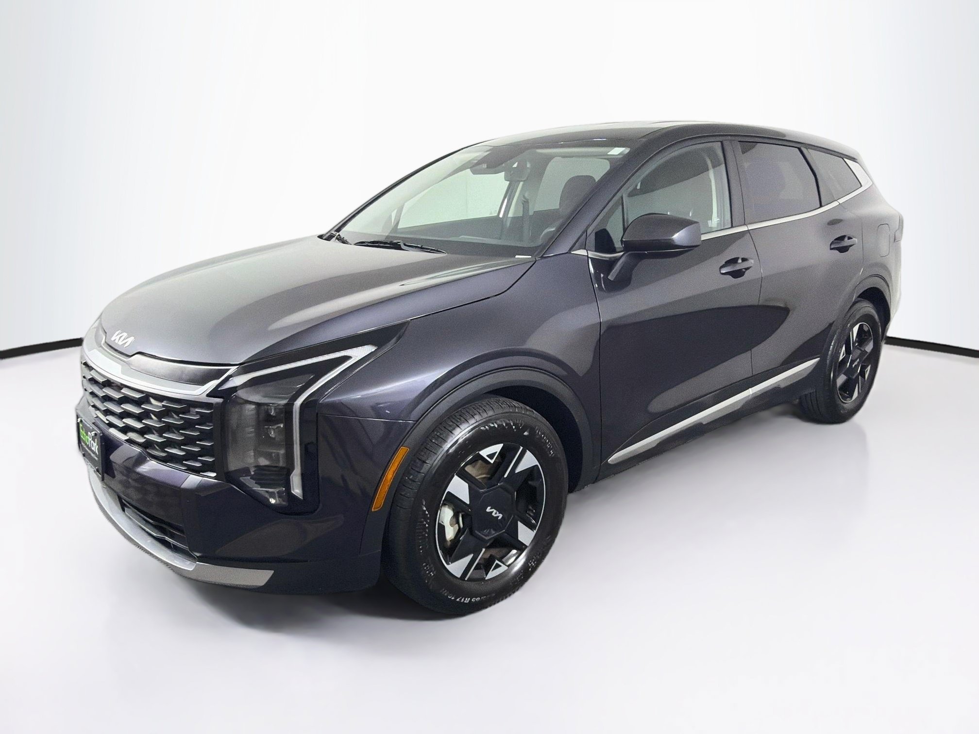 Used 2026 Kia Sportage LX FWD image 3