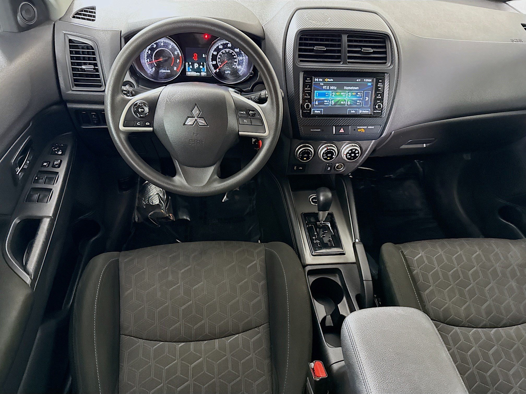 Used 2023 Mitsubishi Outlander Sport ES AWD/4WD image 17