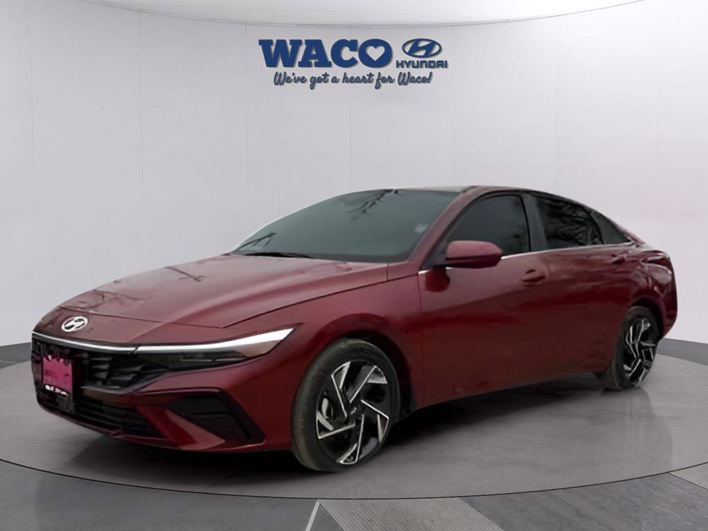 Used 2025 Hyundai Elantra Sport image 3