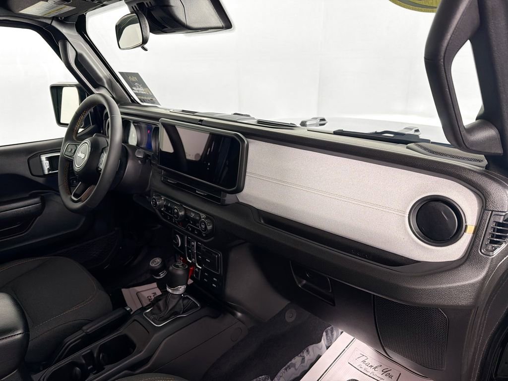 Used 2024 Jeep Wrangler Willys image 31