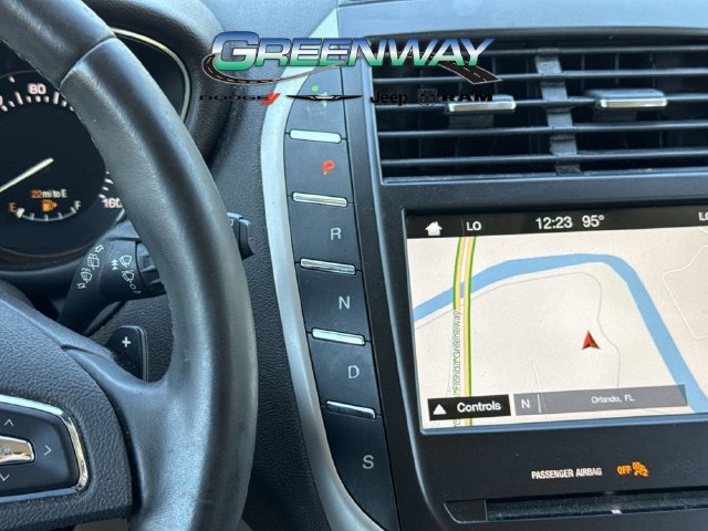 Used 2018 Lincoln MKC Reserve FWD image 28