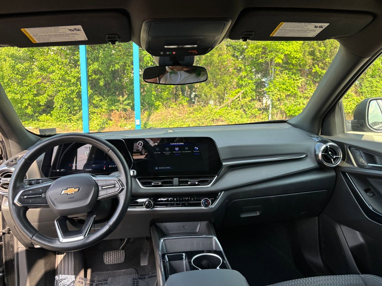 Used 2025 Chevrolet Equinox LT FWD image 33