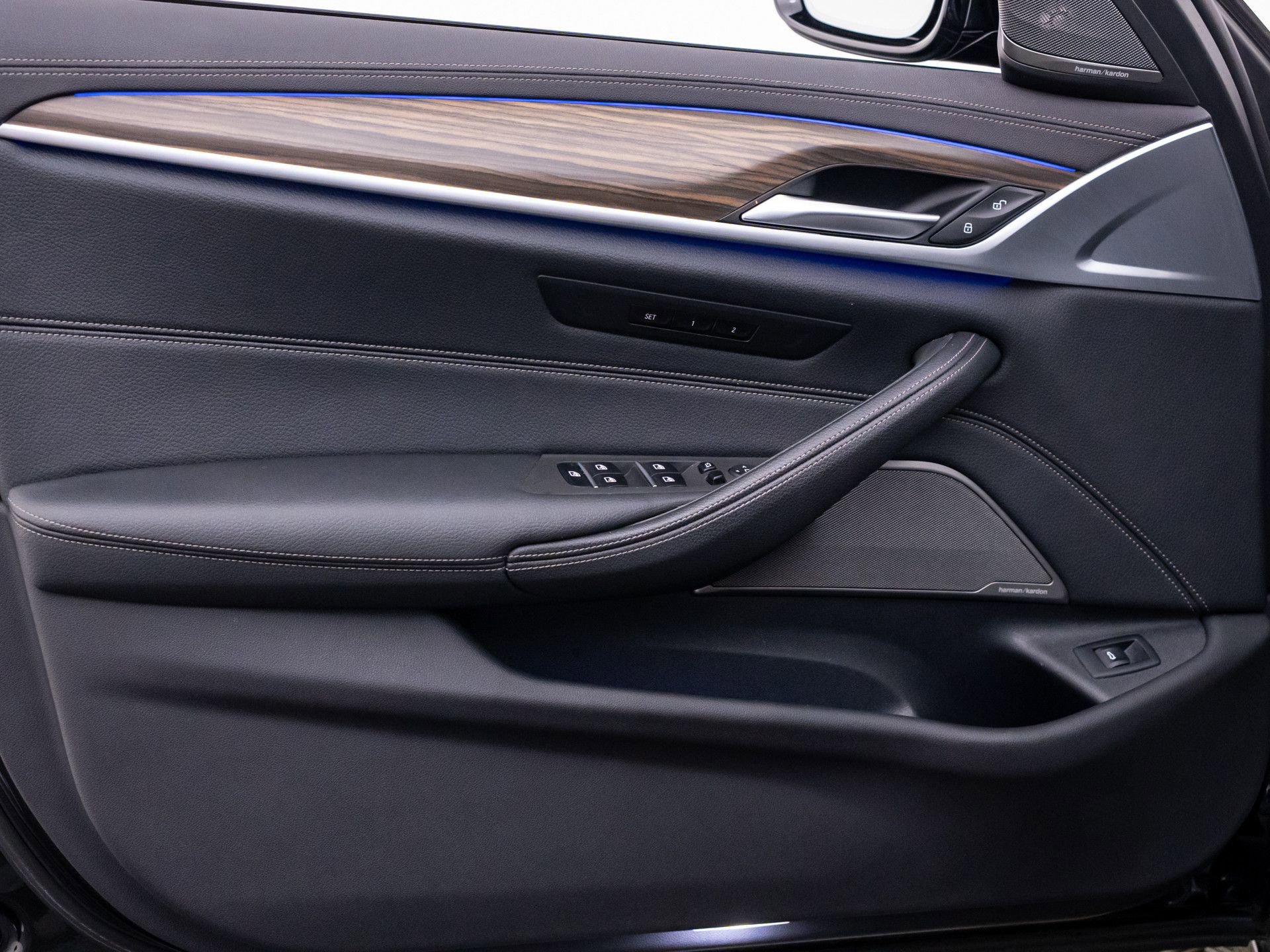Certified 2023 BMW M550i xDrive AWD/4WD image 14