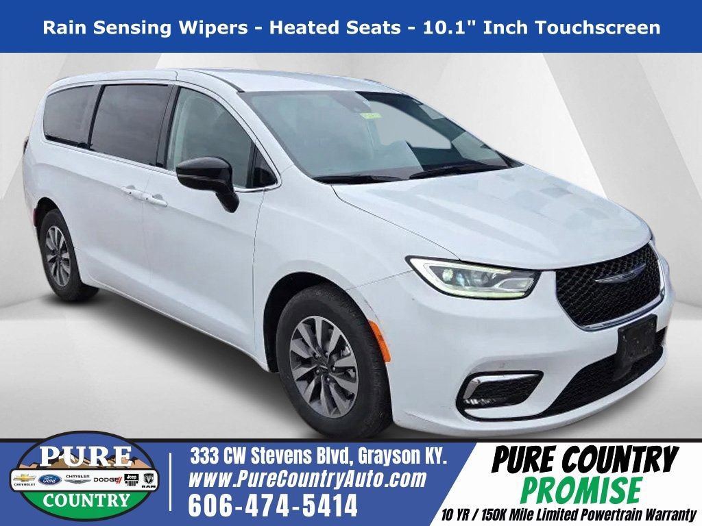 Used 2024 Chrysler Pacifica Select FWD image 1