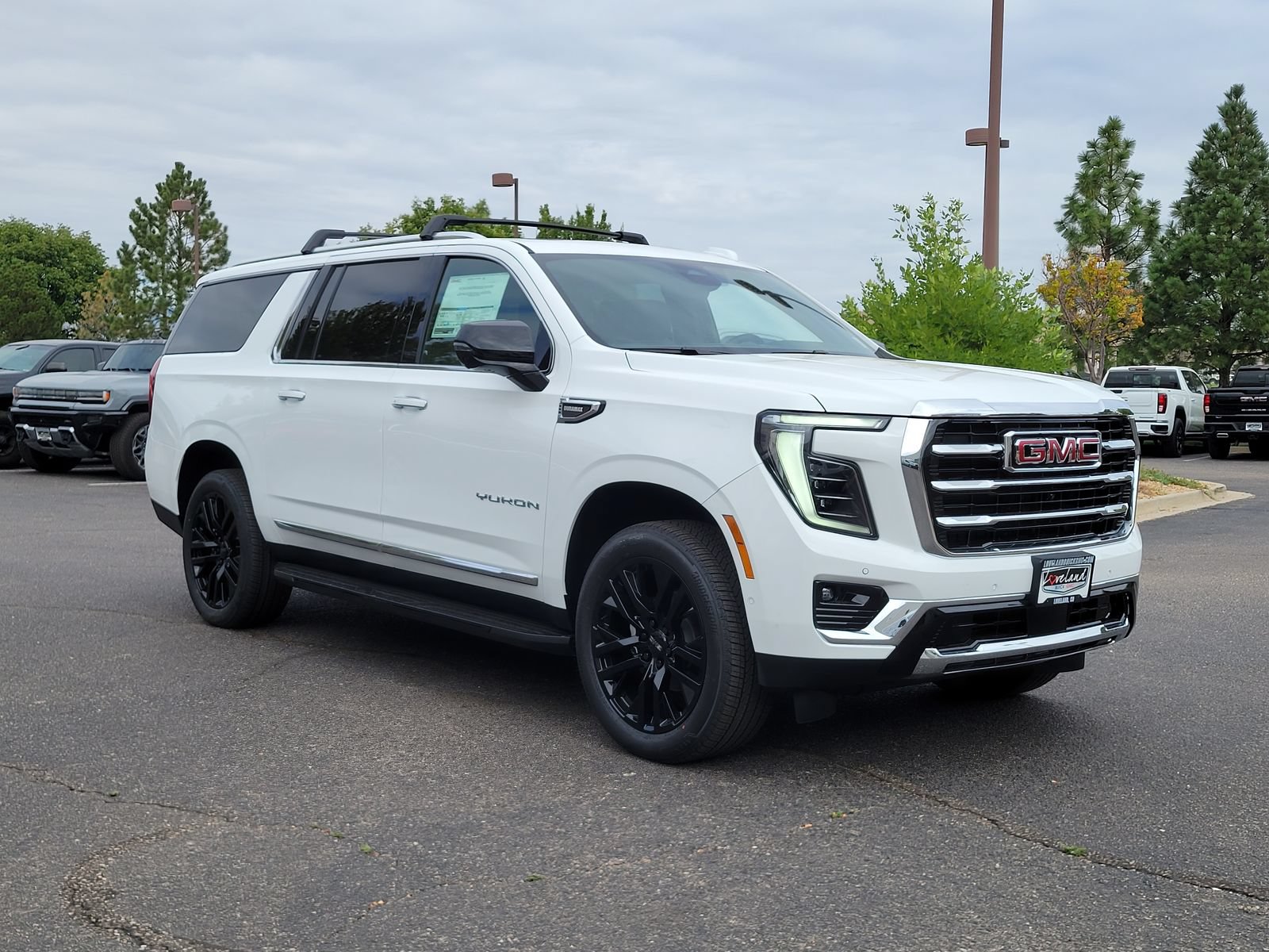New 2026 GMC Yukon XL Elevation w/ Elevation Premium Package AWD/4WD image 1