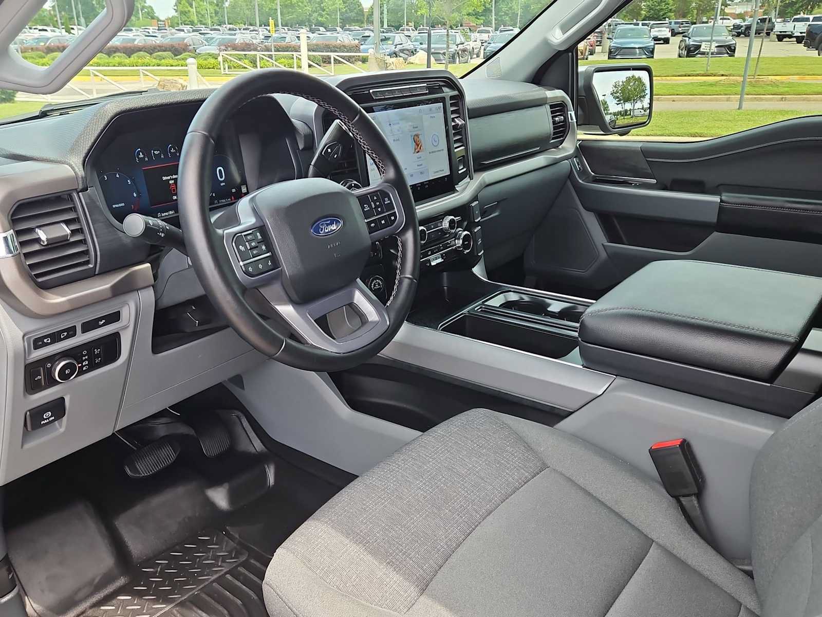 Used 2024 Ford F150 XLT w/ Equipment Group 302A MID RWD image 10