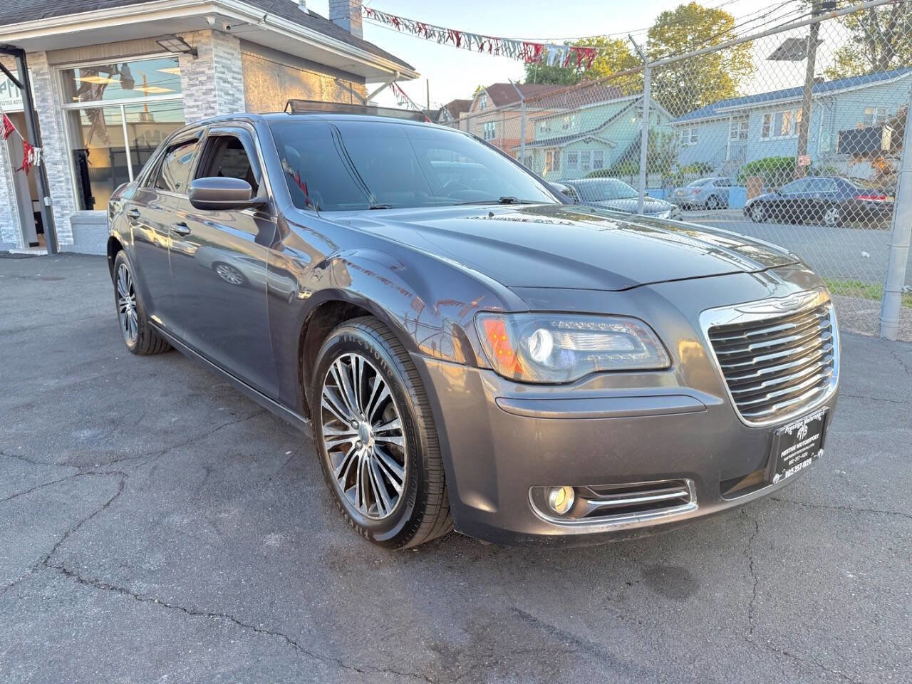 Used 2013 Chrysler 300 S image 6