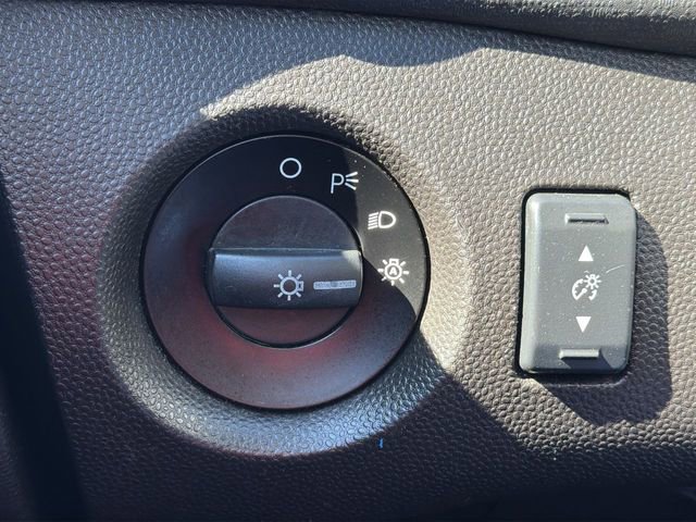 Used 2016 Ford Fiesta SE image 19
