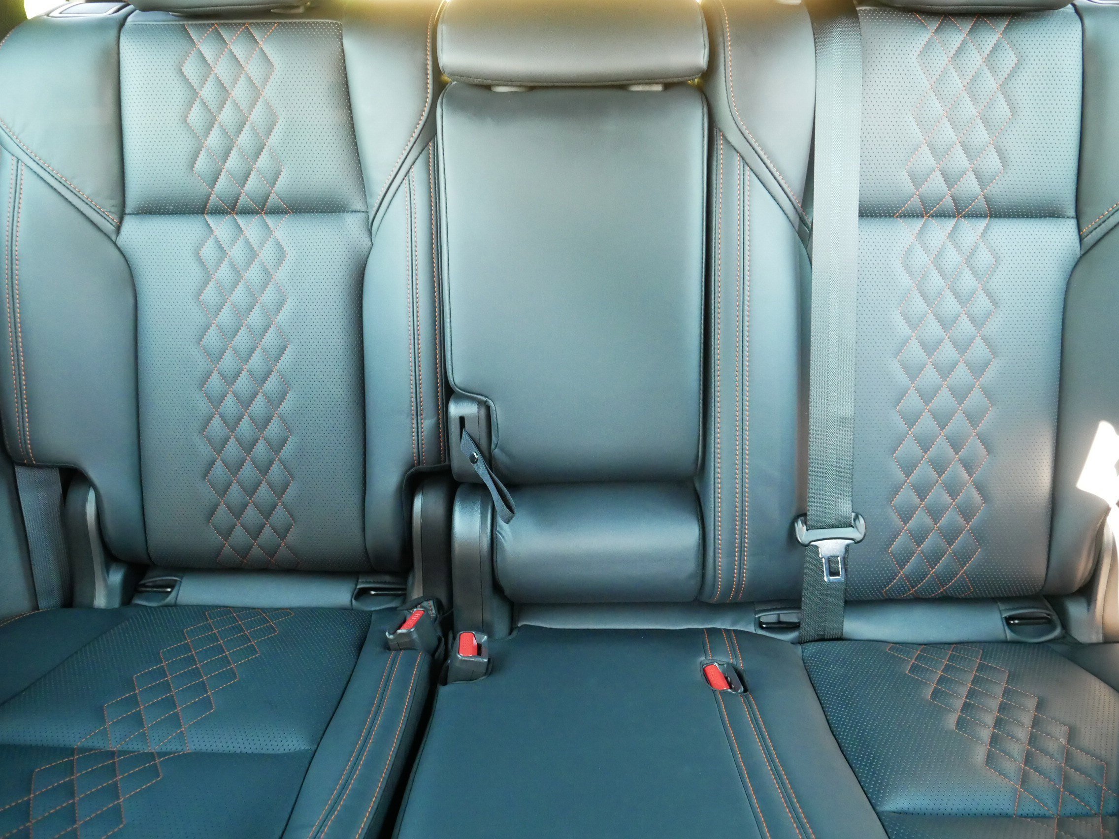 Used 2022 Mitsubishi Outlander SEL AWD/4WD image 13