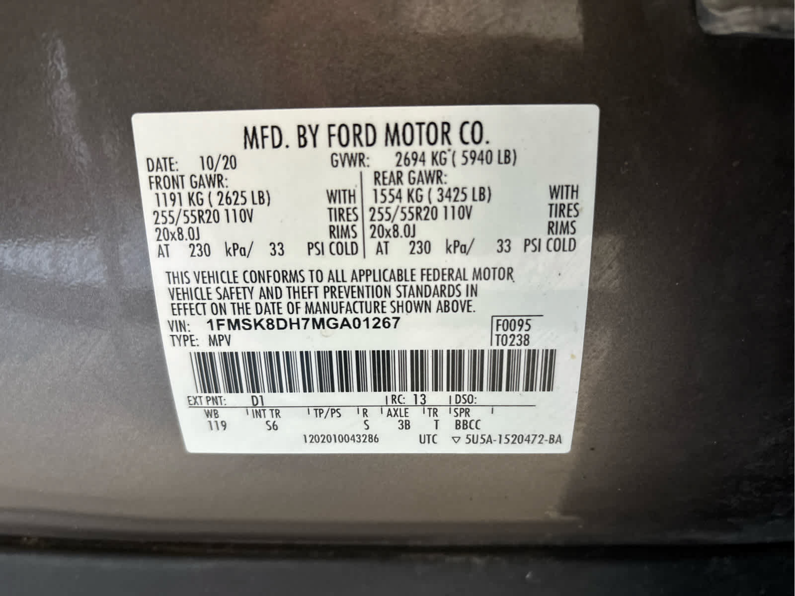 Used 2021 Ford Explorer XLT w/ Equipment Group 202A AWD/4WD image 28