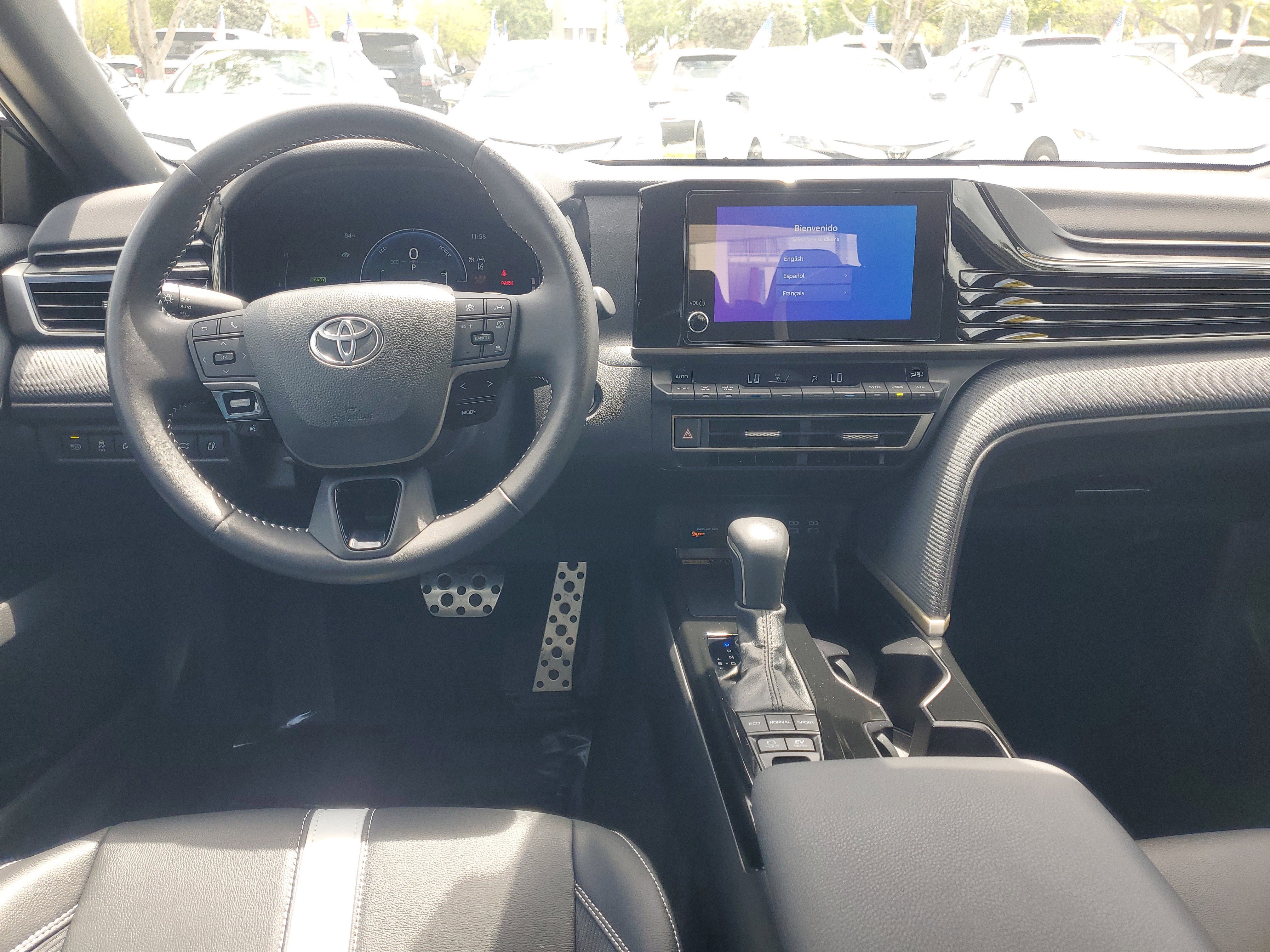 Certified 2025 Toyota Camry SE FWD image 10
