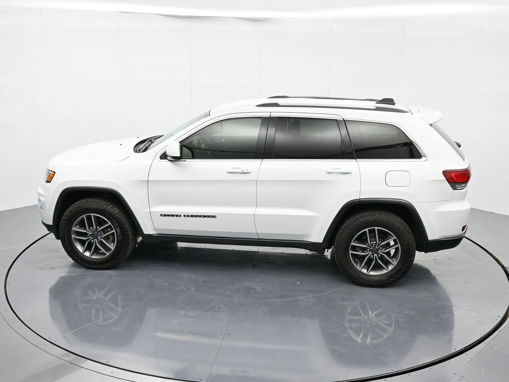 Used 2020 Jeep Grand Cherokee Laredo w/ Laredo X Package image 36