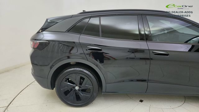 Used 2025 Volkswagen ID.4 Pro S w/ ID.4 Black Package AWD/4WD image 7