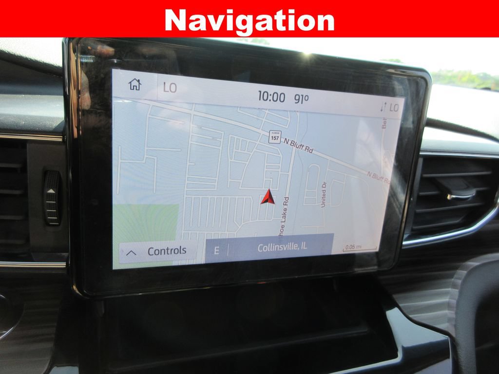 Used 2022 Ford Explorer Limited w/ Equipment Group 301A AWD/4WD image 15