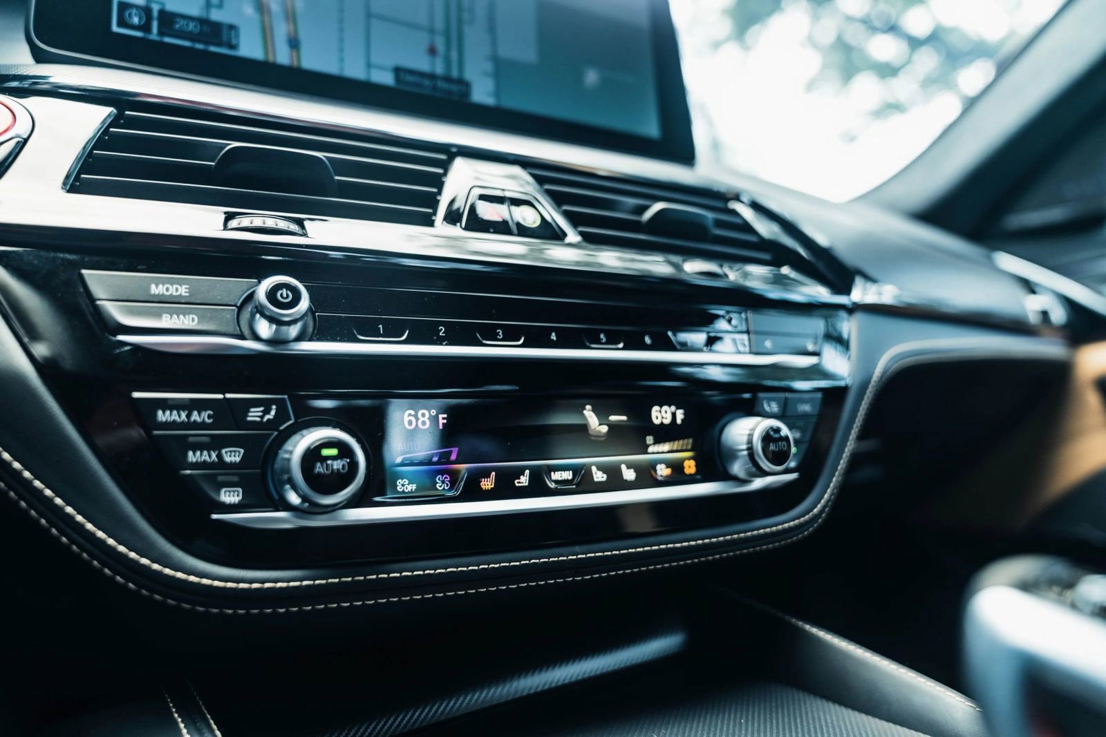 Used 2022 BMW M5 w/ Competition Package AWD/4WD image 38