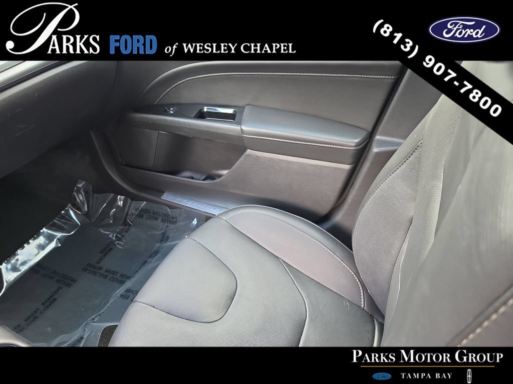 Used 2016 Ford Fusion Titanium FWD image 14