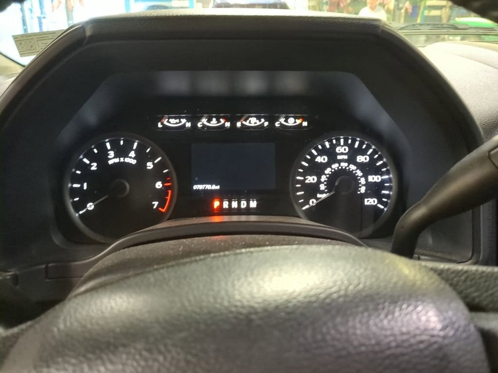 Used 2018 Ford F150 XLT w/ Equipment Group 302A Luxury AWD/4WD image 2
