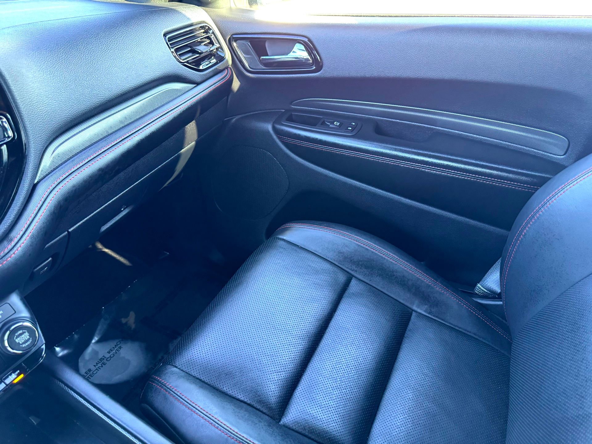 Used 2025 Dodge Durango GT image 35