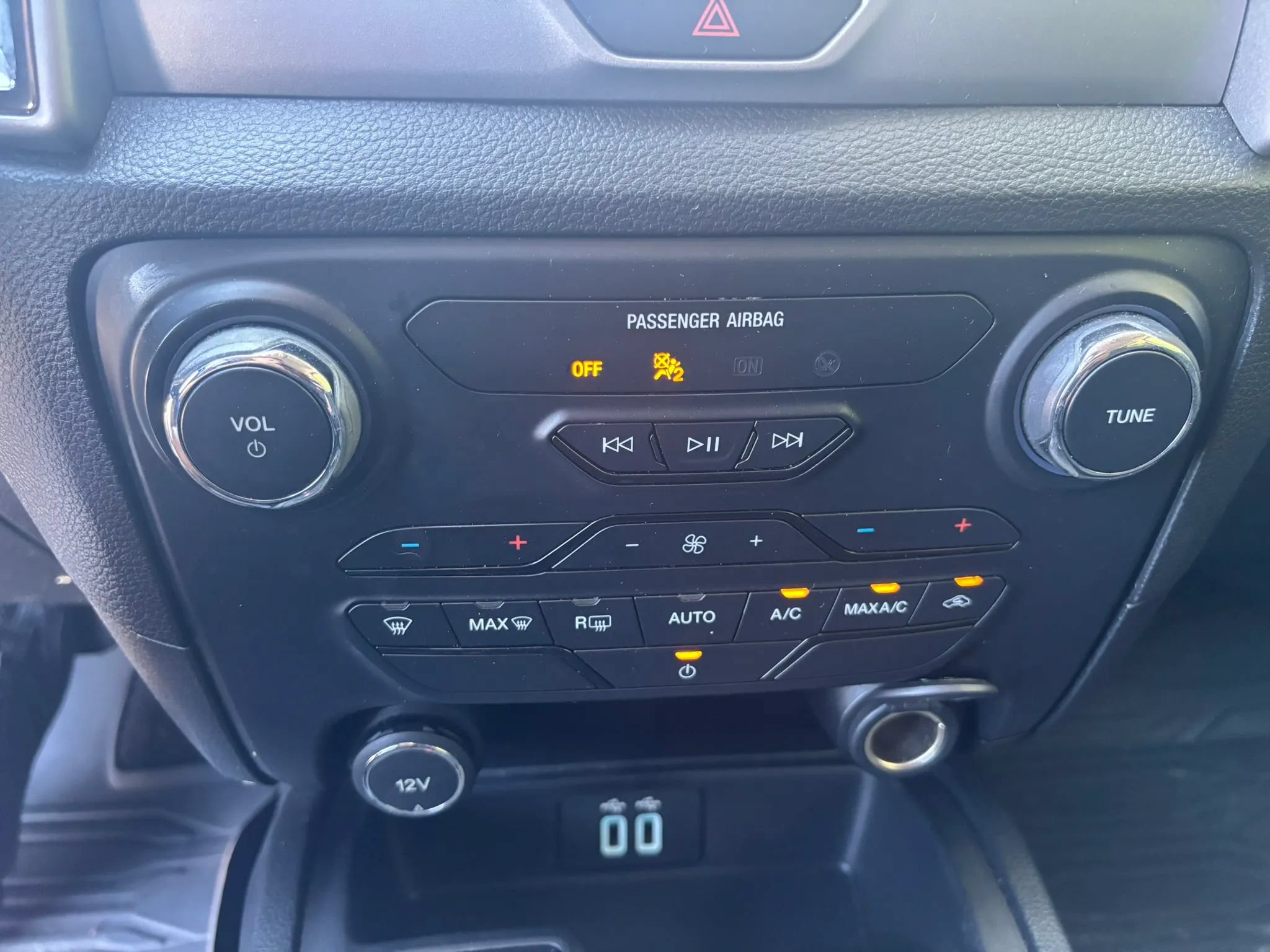 Used 2019 Ford Ranger XLT w/ Equipment Group 301A Mid AWD/4WD image 19