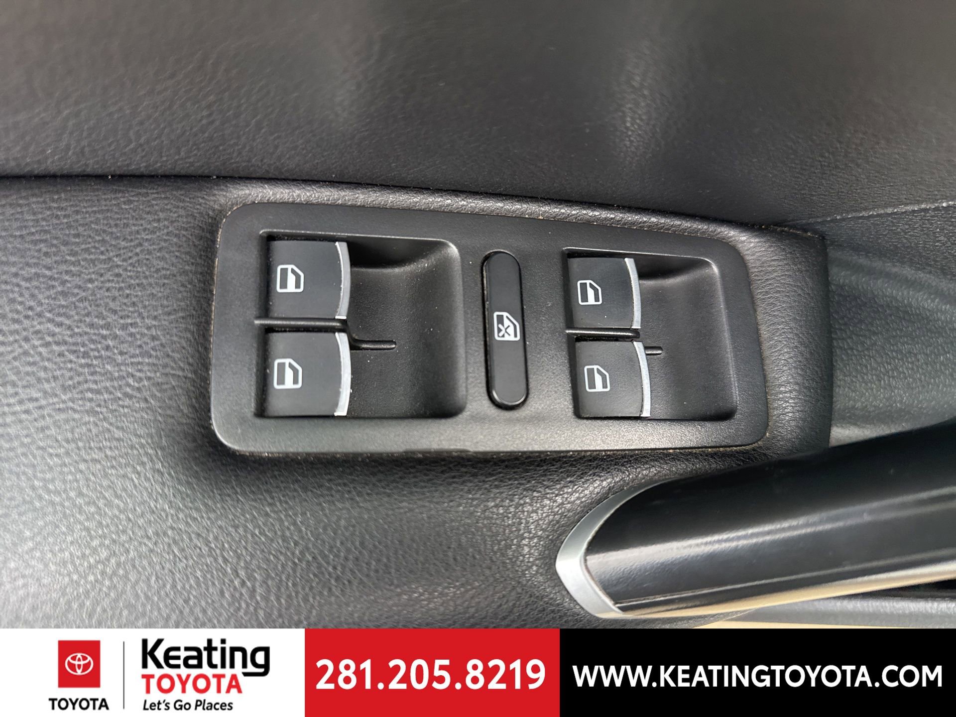 Used 2022 Volkswagen Passat 2.0T R-Line image 38