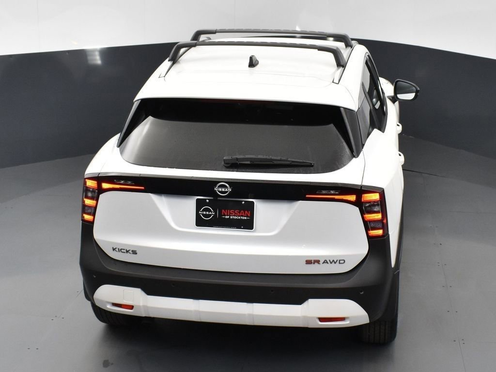 New 2026 Nissan Kicks SR w/ Cold Weather Package image 49