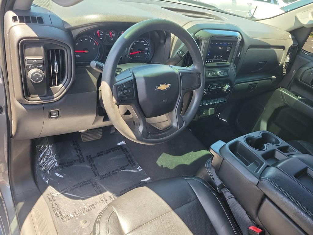 Used 2020 Chevrolet Silverado 1500 Custom w/ Custom Value Package RWD image 13